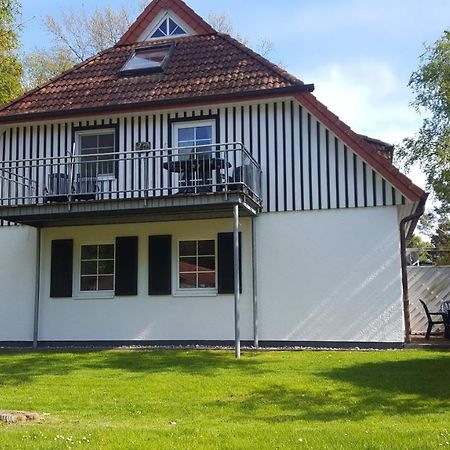 Ferienwohnung Muehlenstr. Prerow Exterior photo